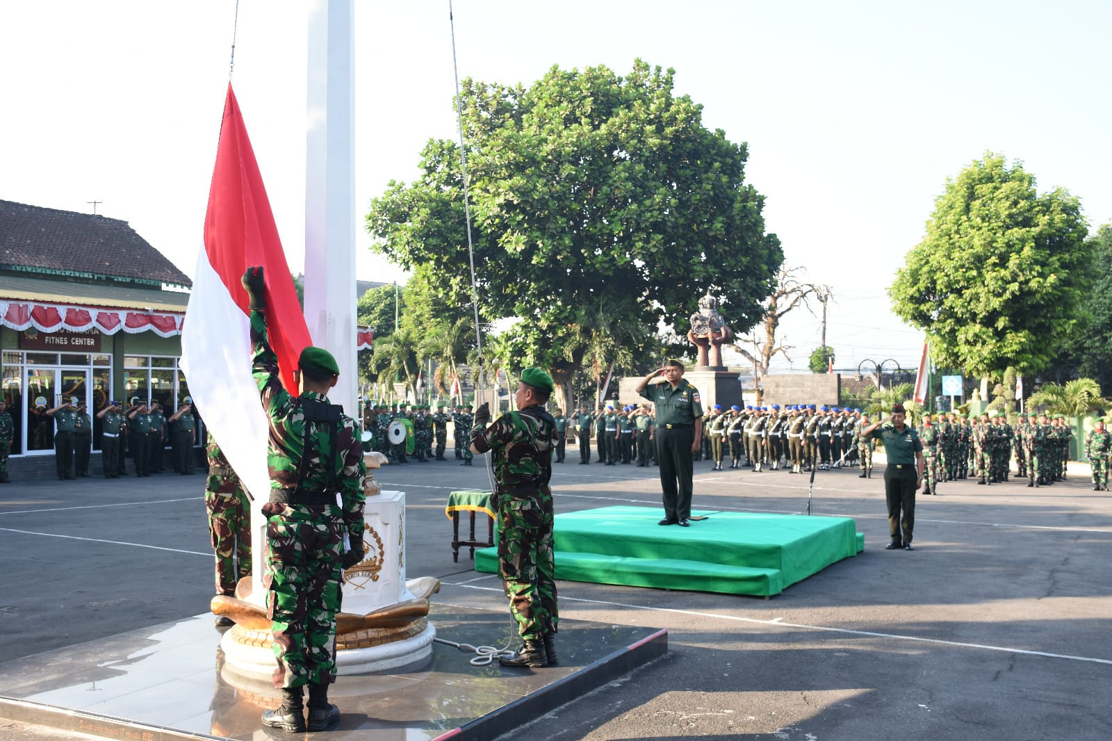 Korem 073/Makutarama Gelar Upacara Bendera